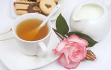 Piena tējas ķīmiskais sastāvs un kaloriju saturs